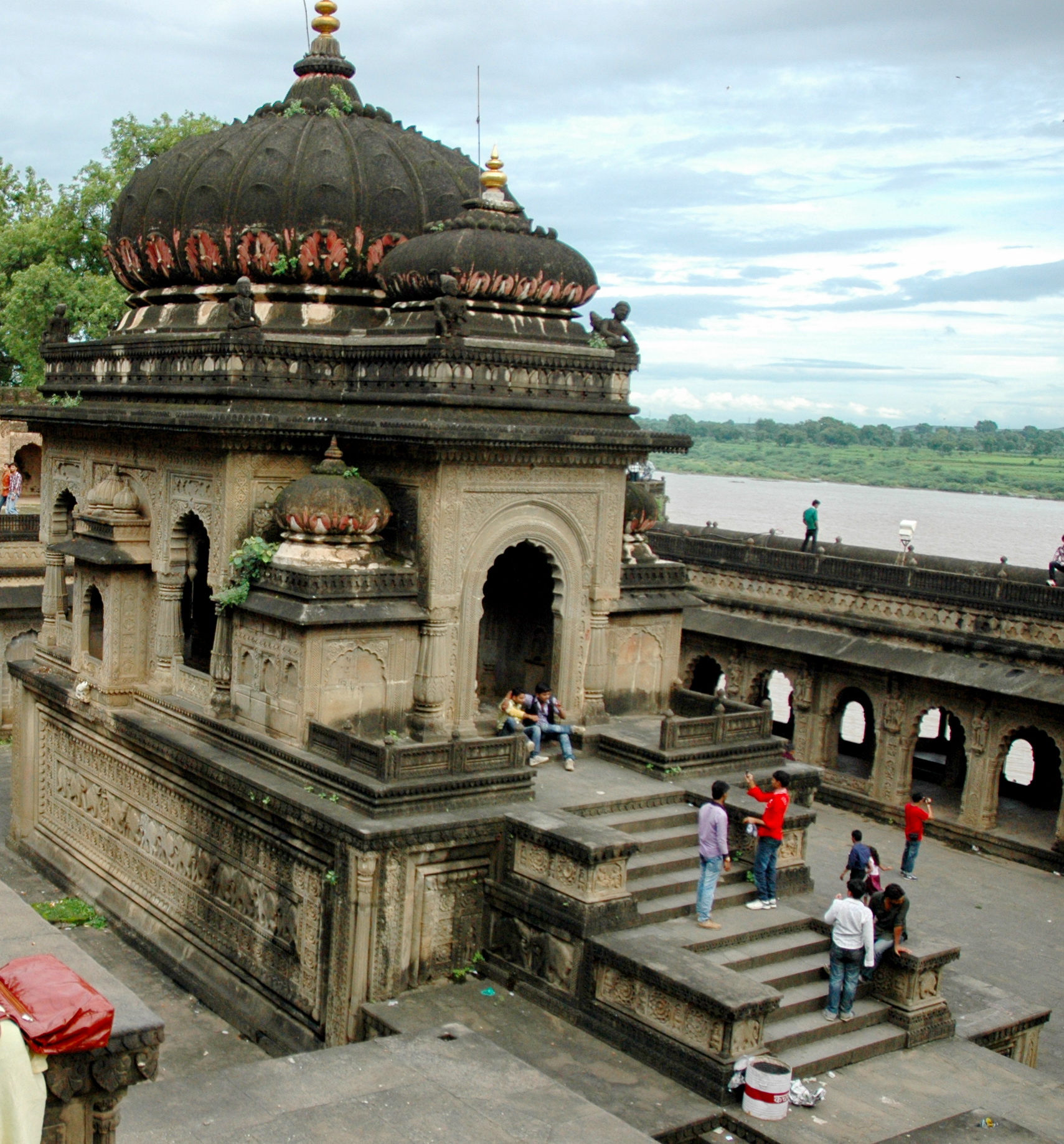 ahilya-bai-holkar-the-feisty-queen-of-maheshwar-indica-today