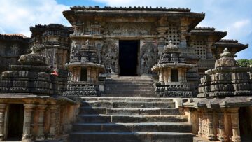 Dancing Shaktis – Depictions Of The Sacred And Secular Feminine Principles Through Dance In Hoysala Sculptures