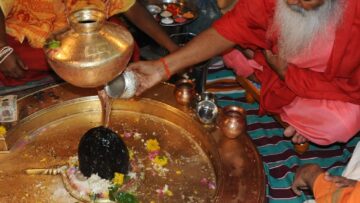 Access To Ritual & Knowledge In Hinduism: The Case Of Veda And Agama