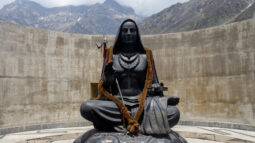The Monk Who Conquered India Without a Sword