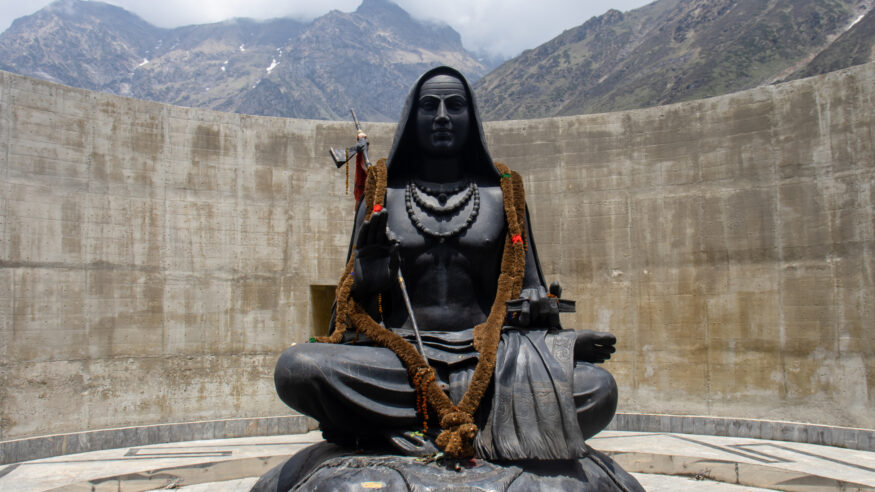 The Monk Who Conquered India Without a Sword